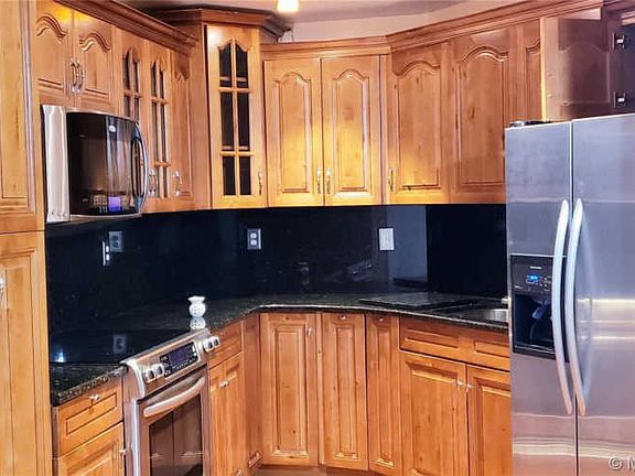 5th image of 9423 Fontainebleau Blvd APT 208