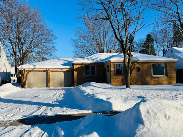 1145 S Oneida St, Green Bay, WI 54304