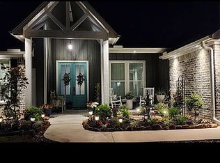 475 Craft Ln, Orange, TX 77632