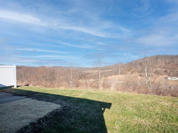 59 Grandview Way, Bridgeport, WV 26330