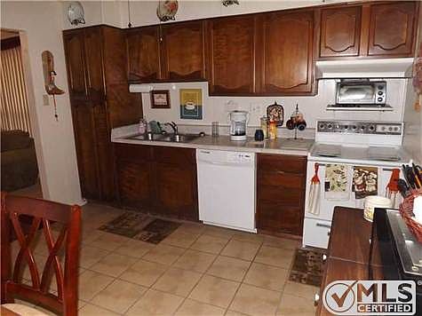 4th image of 5108 Beautonne Ave