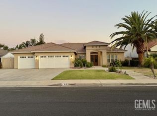 11313 Andretti Ave, Bakersfield, CA 93312