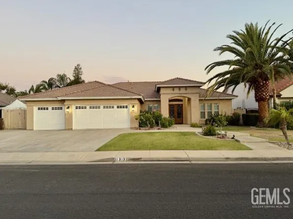 11313 Andretti Ave, Bakersfield, CA 93312