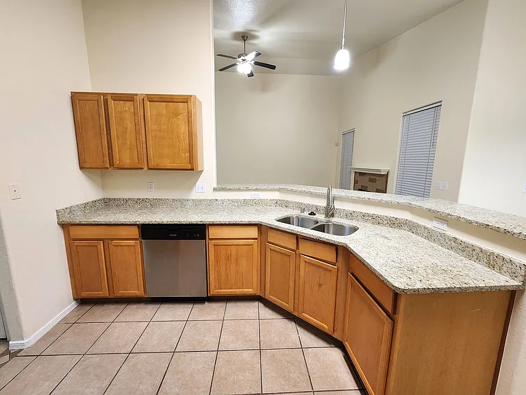 1219 Gunsight Peak — Photo 15