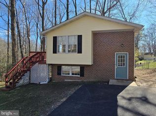 580 Evergreen Ct, Lusby, MD 20657