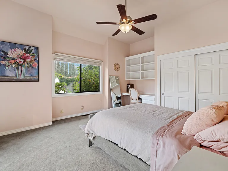 470 Eastin Dr — Photo 17