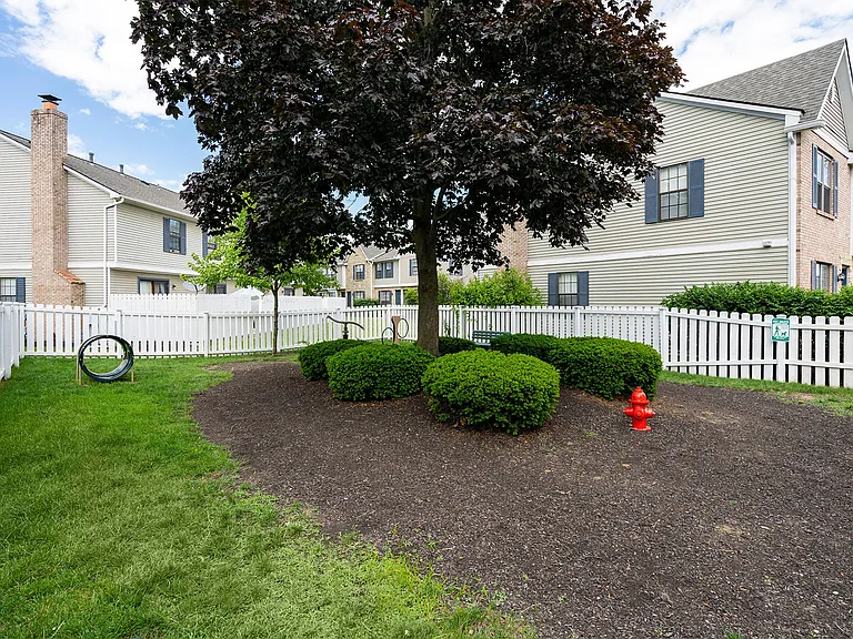 Mason Row Townhomes — Photo 27