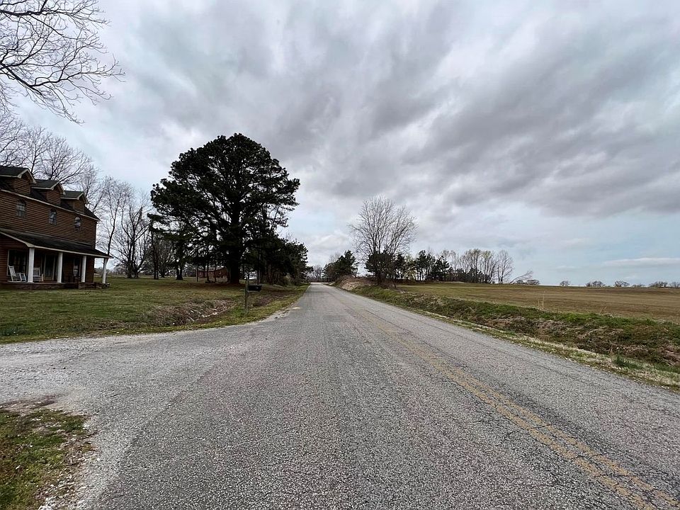 2nd image of 1552 Johnsons Grove Rd