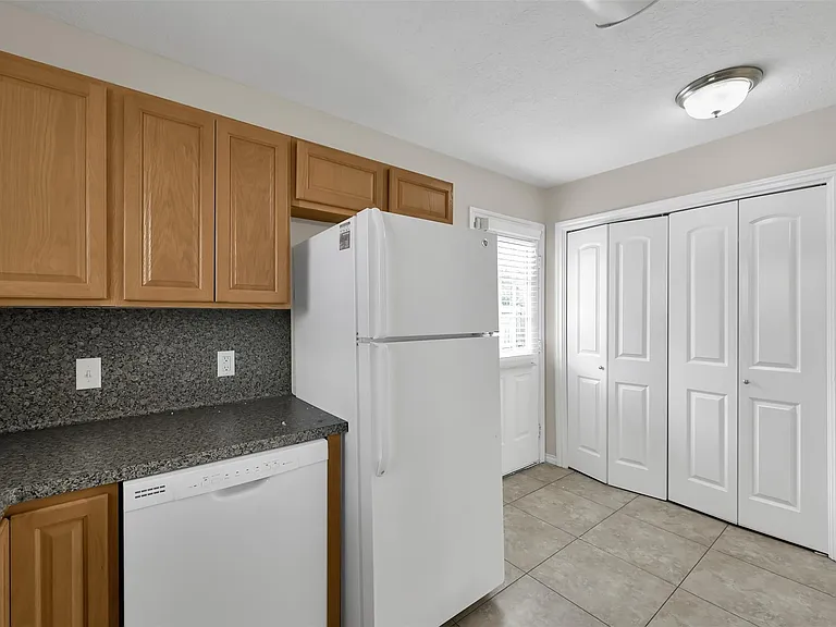 167 S Bend Ct #A — Photo 6