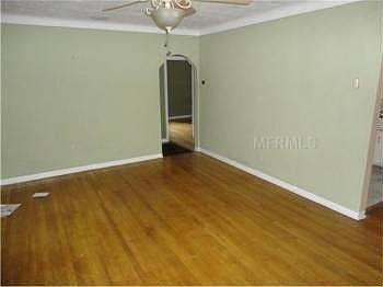 2nd image of 454 22nd Ave N