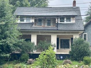 1081 W Exchange St, Akron, OH 44313