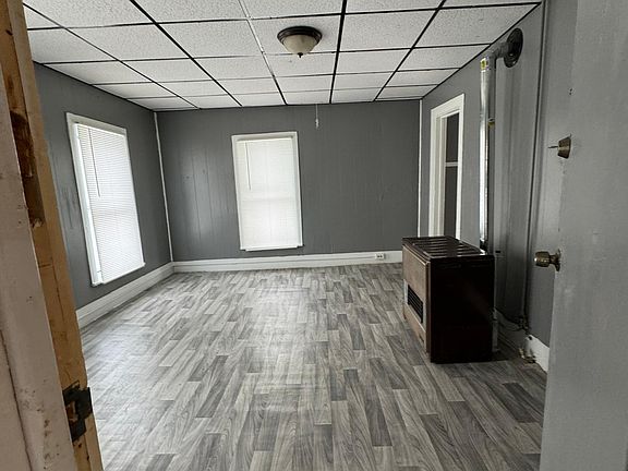2nd image of 516 E 5th St #4