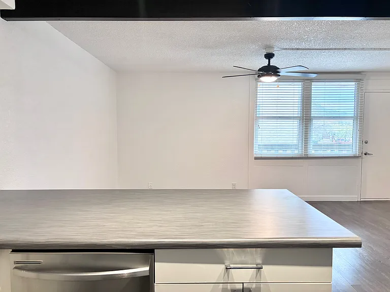 8801 N 1st St #4 — Photo 13