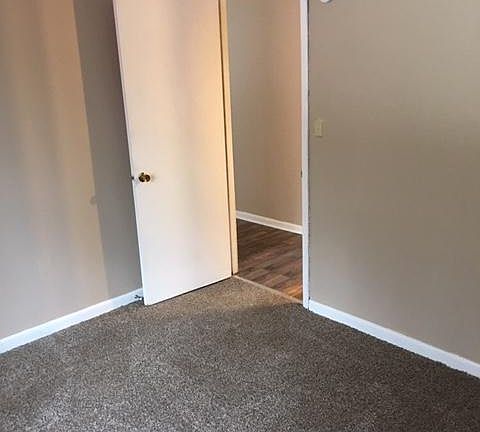 5th image of 128 Rosemar Ter APT 109