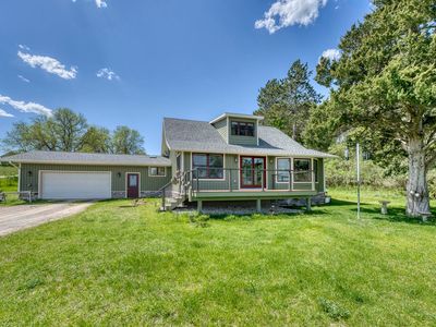 9560 S Cedar Rd, Cedar, MI, 49621