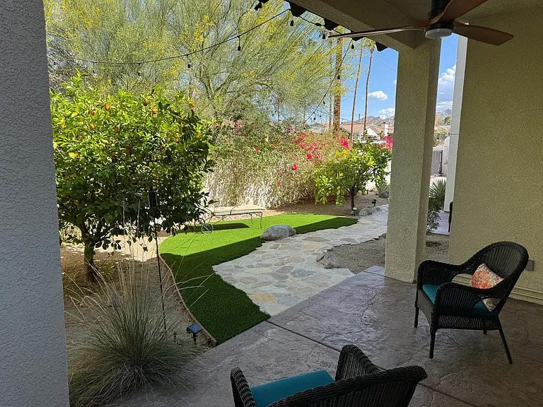 54050 Avenida Montezuma — Photo 17