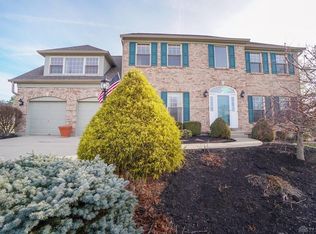 8020 Quail Meadow Ln, West Chester, OH 45069