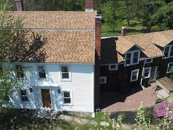 2nd image of 5 Putnam Hill Rd