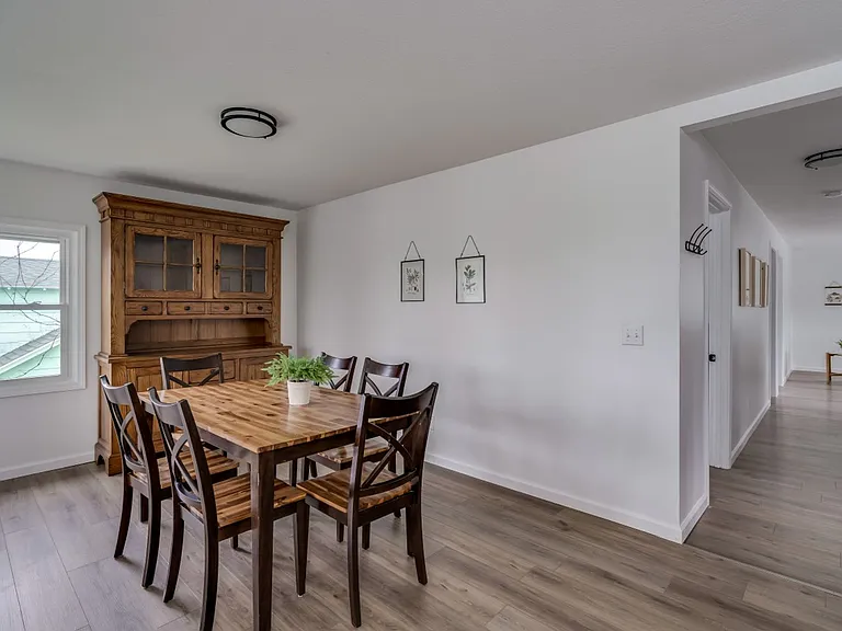 703 State St — Photo 18