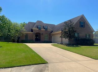 854 Shadow View Dr, Hernando, MS 38632