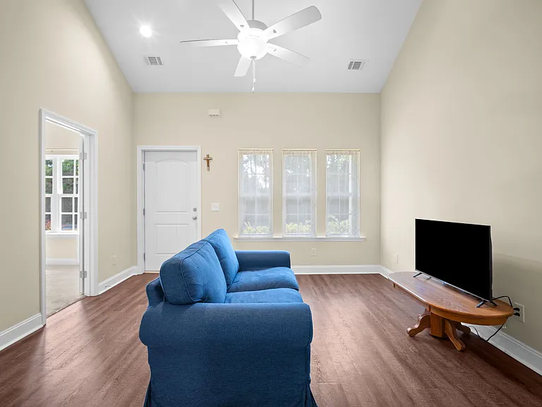 222 Admiration Ave — Photo 6