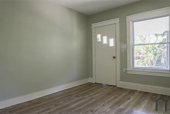 650 E 93rd St #UP — Photo 3