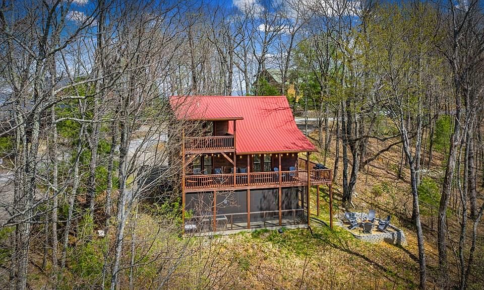 1st image of 890 Brittney Dr