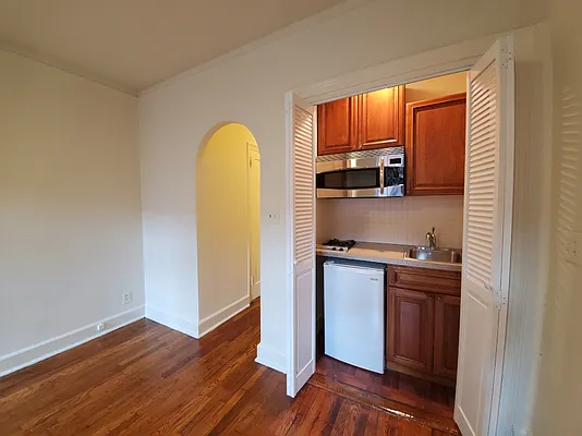 Rented by Corcoran | media 12