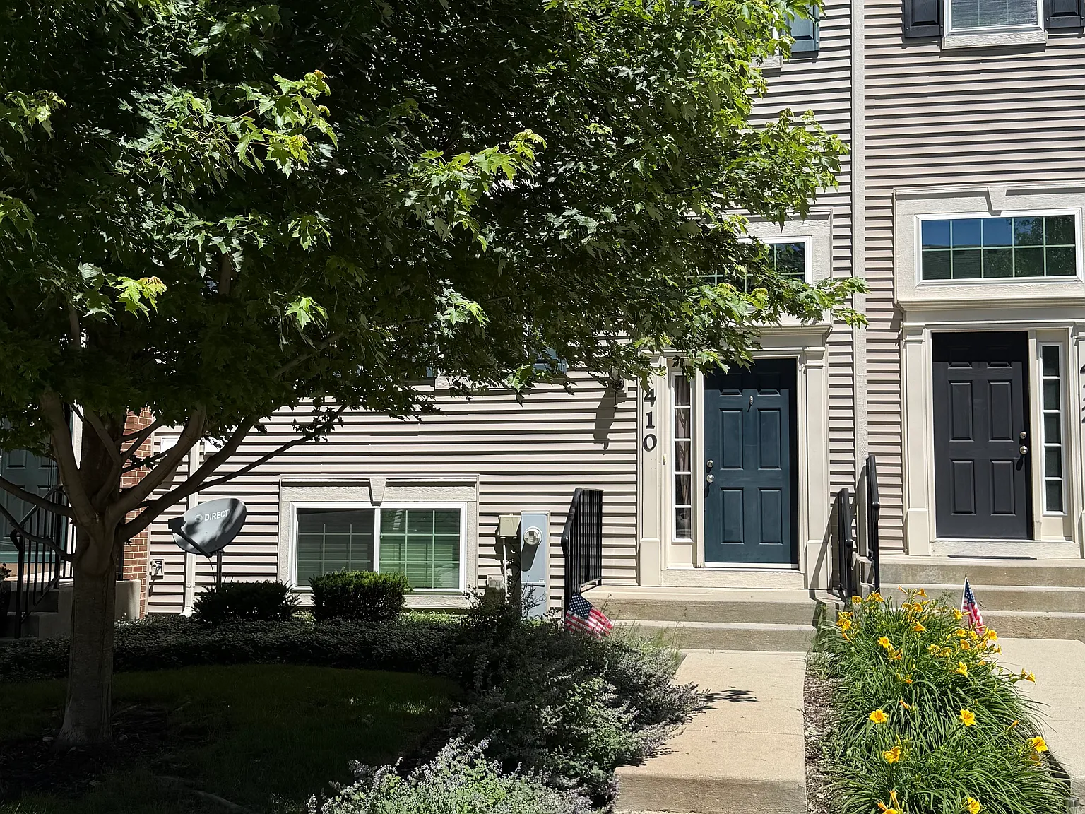 3 bed, 2119 sqft, $2,650 — Photo 2
