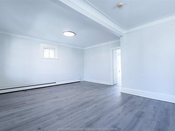 5th image of 950 Elsmere Ave