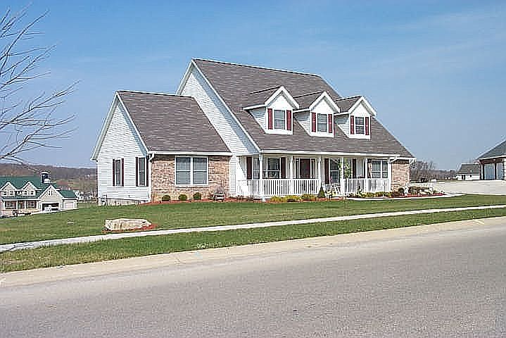 1st image of 4602 S Eagleview Dr