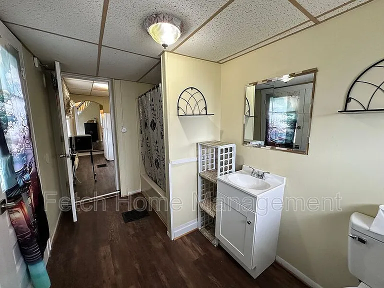 1024 Birch St — Photo 20