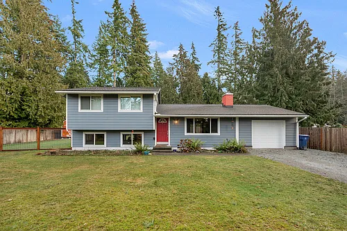 17905 64th Dr NW Photo 1