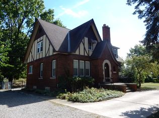 9040 Inkster Rd, Redford, MI 48239