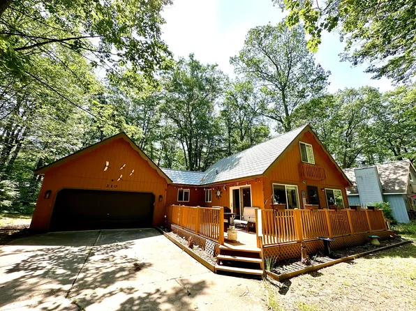 310 Dante Dr, Roscommon, MI 48653