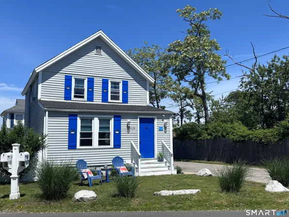 918 Fairfield Beach Rd, Fairfield, CT 06824