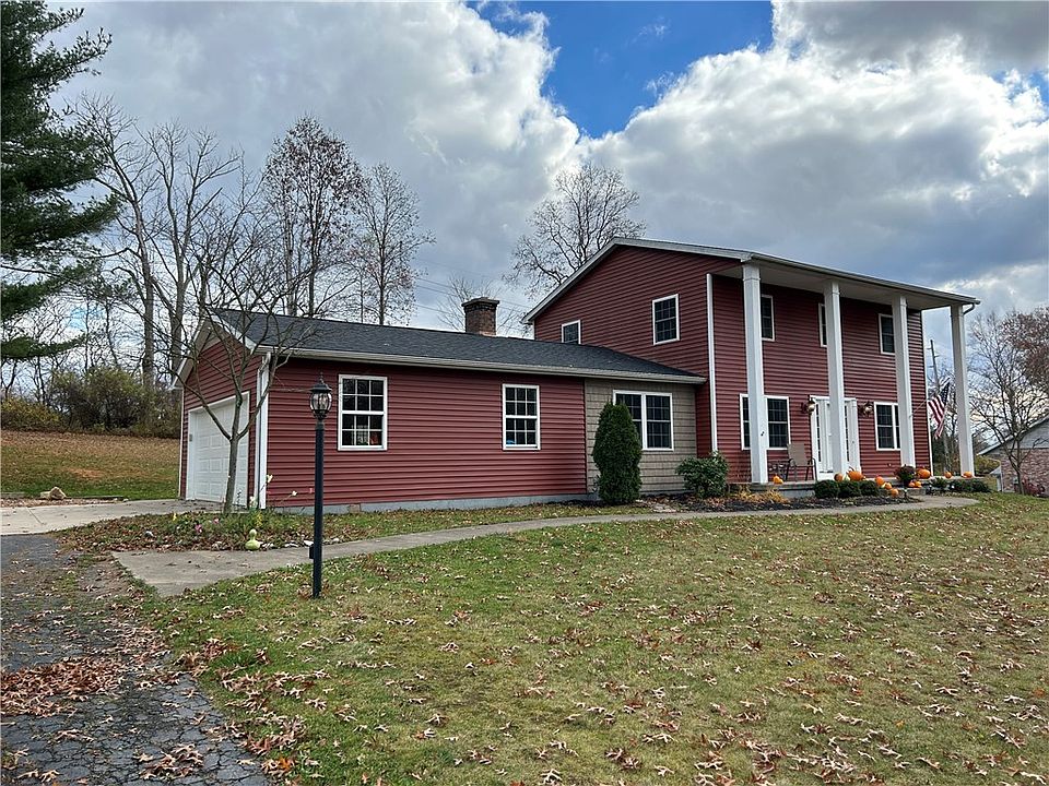 1st image of 120 Harrison Dr