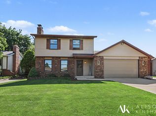 3714 Oskalossa Dr SW, Grandville, MI 49418