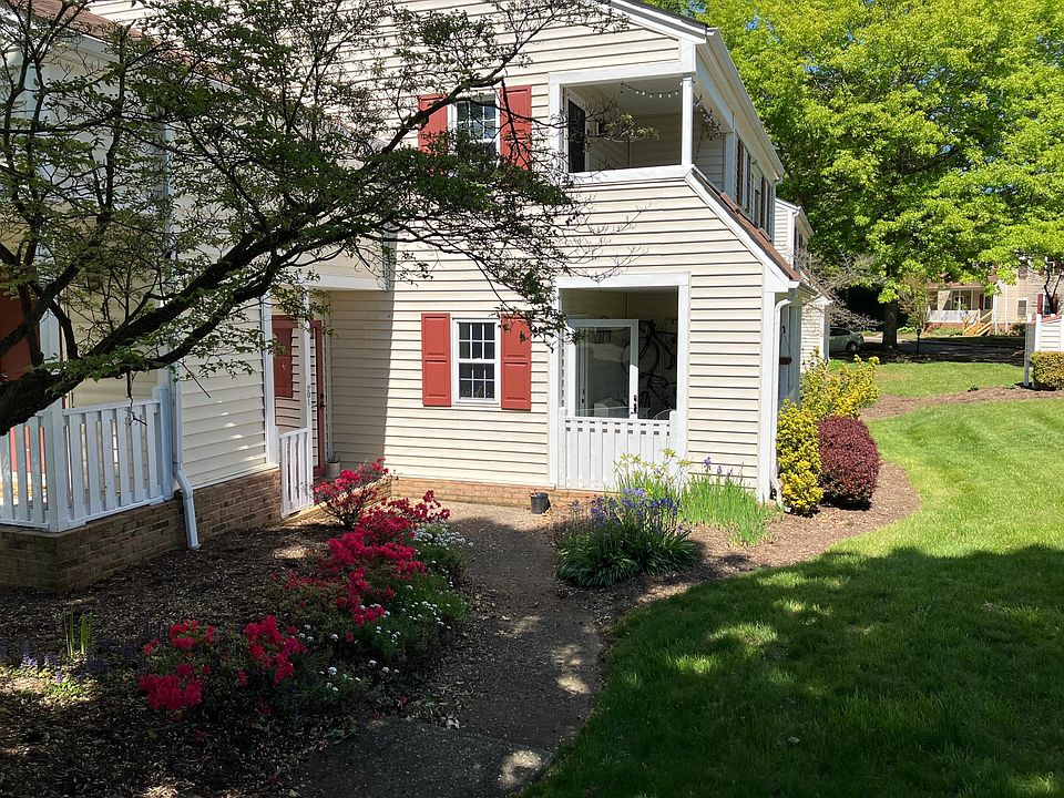 1st image of 201 Chowning Pl