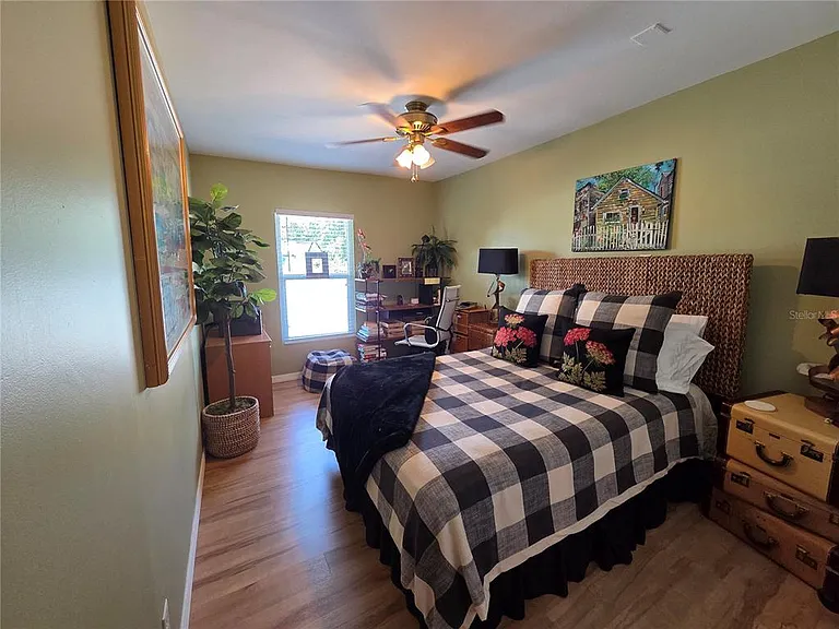 3157 Goldenrod St #B — Photo 18
