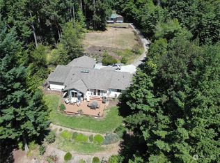 26 Gereaux Ln, Quilcene, WA 98376