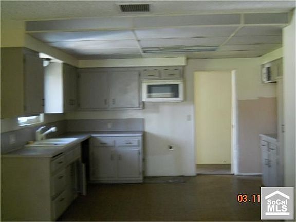 2nd image of 41124 McDowell St