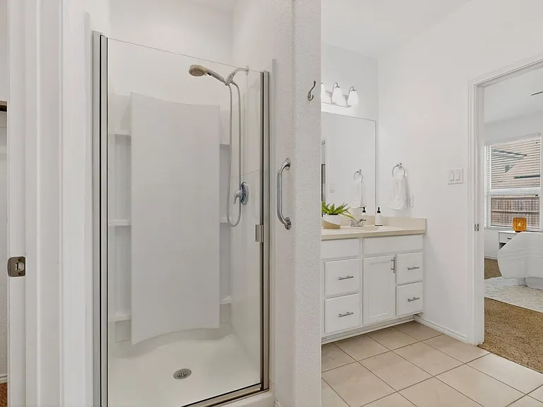 6212 Topsail Dr — Photo 20