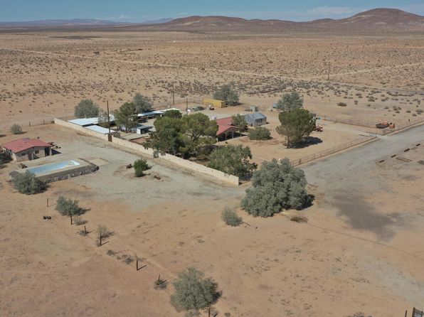 14637 Castle Butte Rd, North Edwards, CA 93523