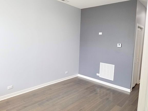 3rd image of 4066 S Richmond St #1