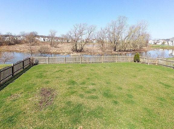 4th image of 274 S Springside Dr