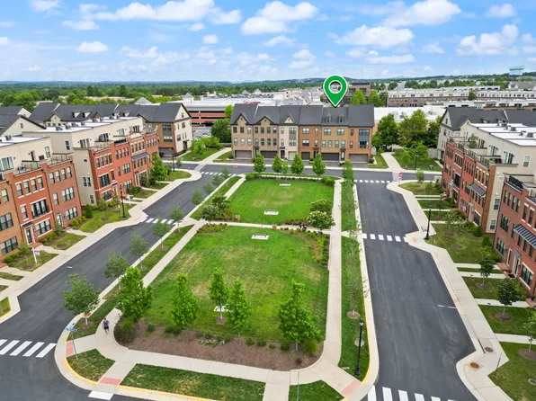 42348 Zenith Ter, Ashburn, VA 20148