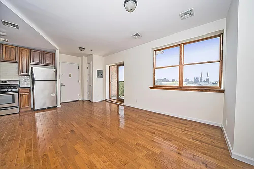 147 Maujer St #7A Photo 1