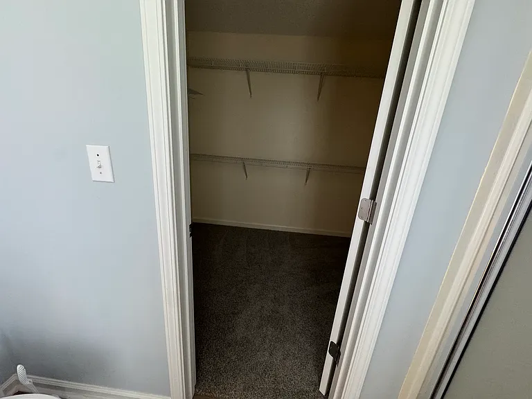 502 Dorothy Ct — Photo 10