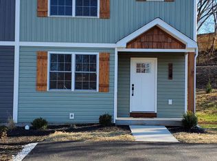 709 Crosby Rd, Front Royal, VA 22630